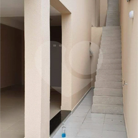 Casa à venda com 3 quartos, sendo 1 suíte, em Vila Santa Rosália, São Roque, SP