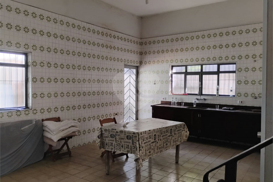 Casa à venda com 3 quartos, sendo 1 suíte, no Centro, Mairiporã, SP