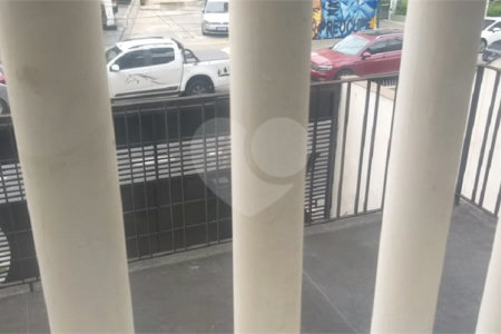 Sobrado à venda com 2 quartos em Sumarezinho, São Paulo, SP