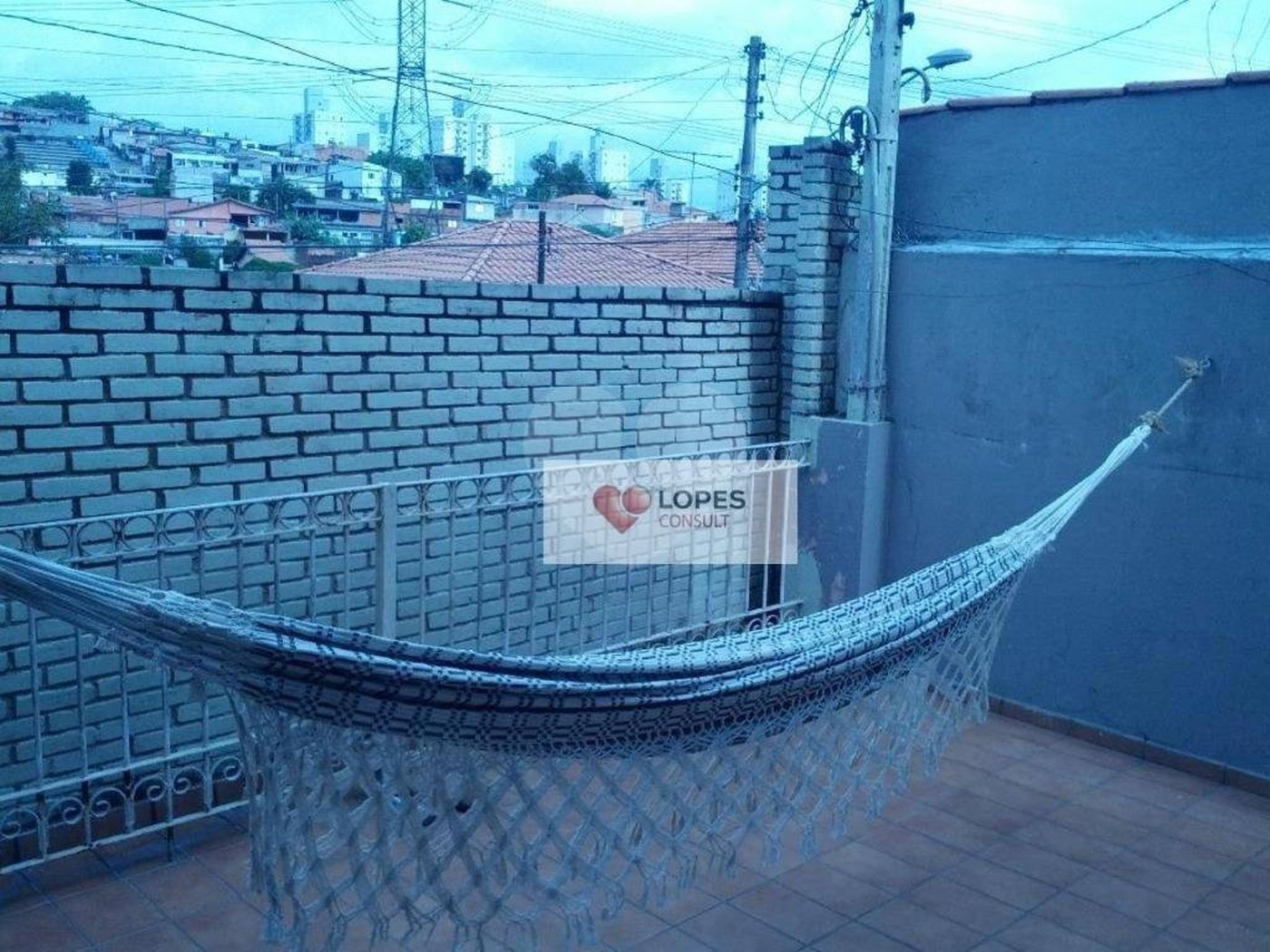Sobrado à venda com 3 quartos, sendo 1 suíte, em Jardim das Palmas, São Paulo, SP