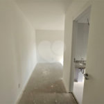 Apartamento à venda com 3 quartos, sendo 1 suíte, em Alto da Boa Vista, São Paulo, SP