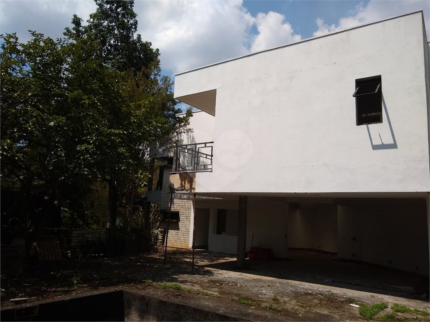 Sobrado à venda com 4 quartos, sendo 3 suítes,  em Morumbi, São Paulo, SP