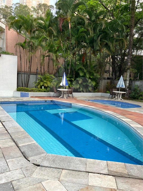 Apartamento à venda com 4 quartos, sendo 2 suítes, em Vila Andrade, São Paulo, SP