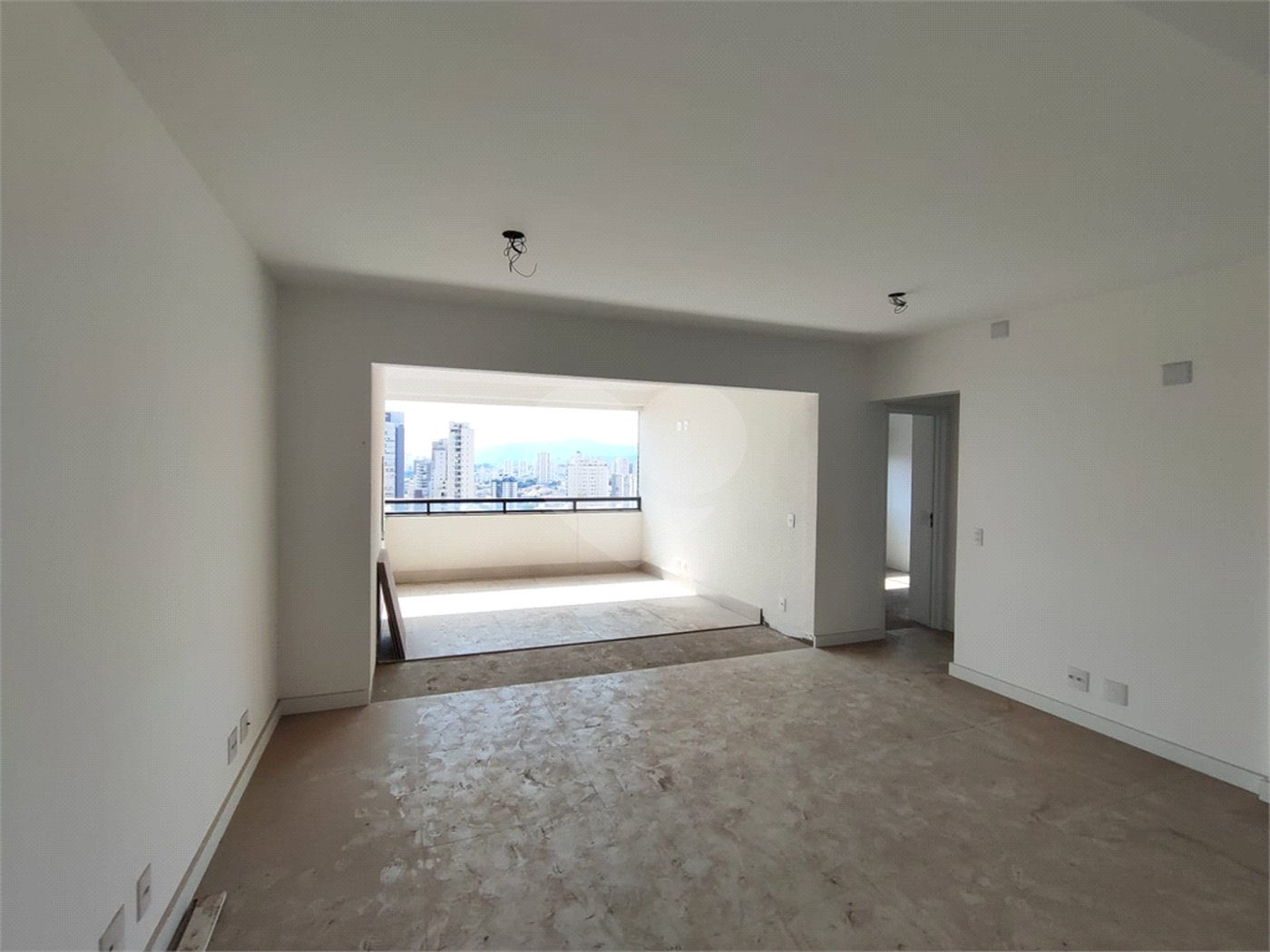 Apartamento à venda com 2 quartos, sendo 1 suíte, em Santa Teresinha, São Paulo, SP