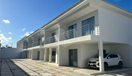 Duplex à venda com 3 quartos, sendo 1 suíte,  em Taperapuan, Porto Seguro, BA