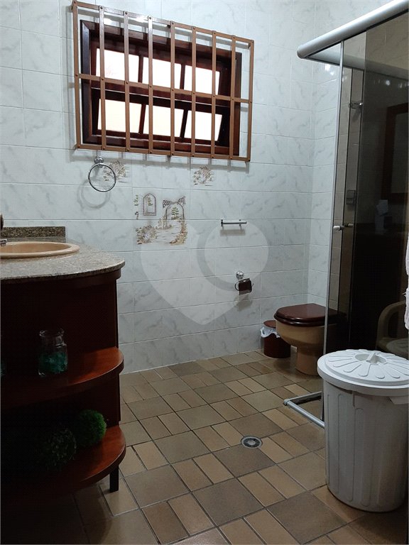 Casa Térrea à venda com 3 quartos, sendo 1 suíte, em Vila Lavínia, Mogi das Cruzes, SP