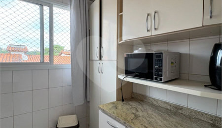 Casa à venda com 3 quartos, sendo 1 suíte, no condomínio New Village, Cotia - SP