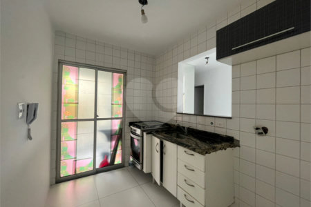 Apartamento à venda com 3 quartos, sendo 1 suíte, em Vila Amélia, São Paulo, SP