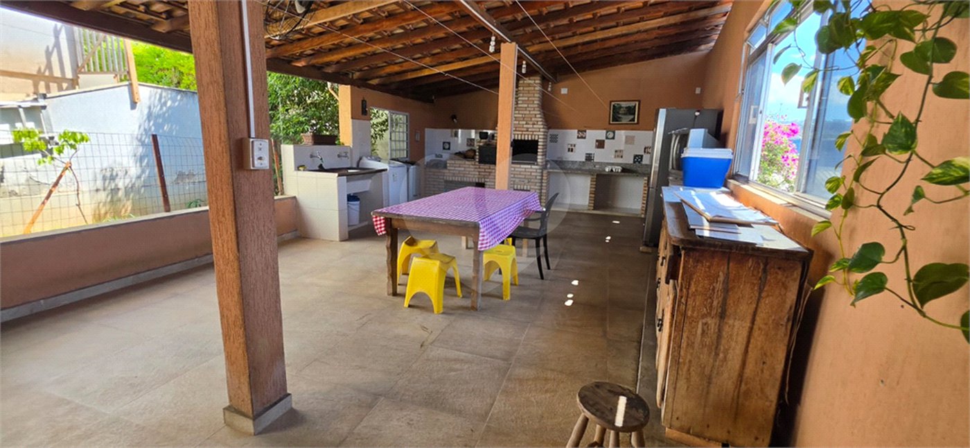 Casa Térrea à venda ou para alugar com 8 quartos, sendo 4 suítes, em Vila Pereira Barreto, São Paulo, SP