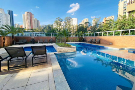 Apartamento à venda com 2 quartos, sendo 1 suíte,  em Vila Andrade, São Paulo, SP