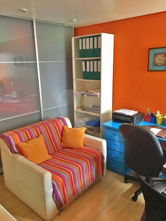 Apartamento para alugar com 4 quartos, sendo 3 suítes, em Jardim Londrina, São Paulo, SP