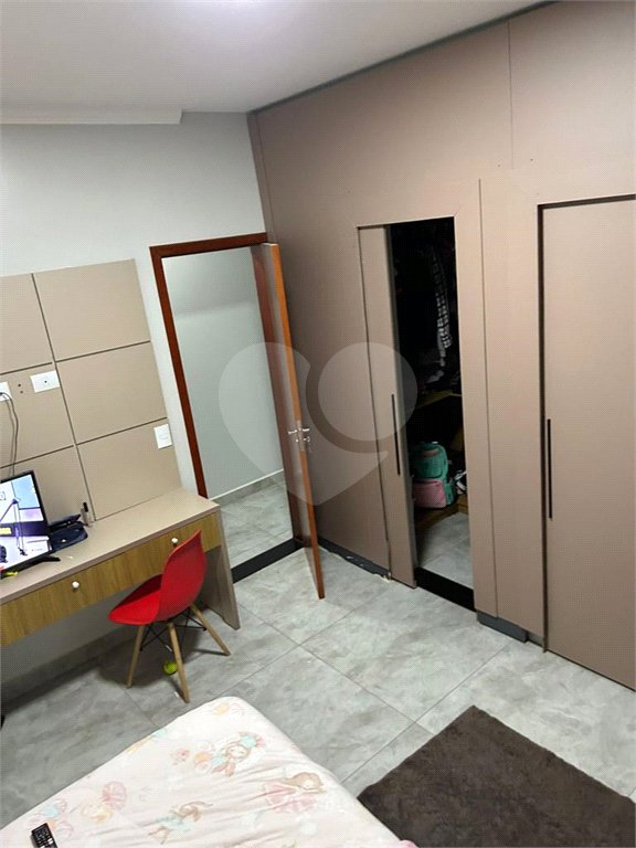 Casa à venda com 3 quartos, sendo 1 suíte, no condomínio Villagio Milano, Sorocaba - SP