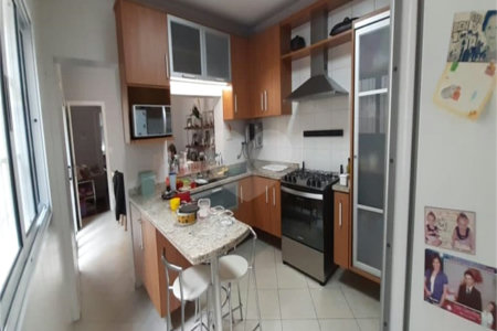 Sobrado à venda com 3 quartos, sendo 1 suíte,  em Jardim São Paulo(zona Norte), São Paulo, SP