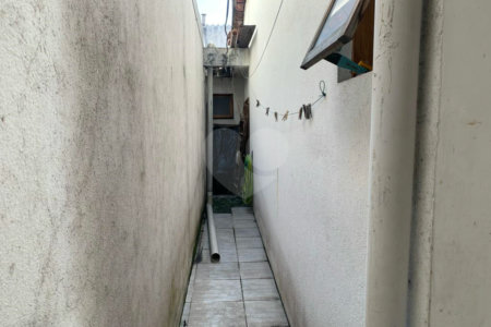 Sobrado à venda com 2 suítes em Indianópolis, São Paulo, SP