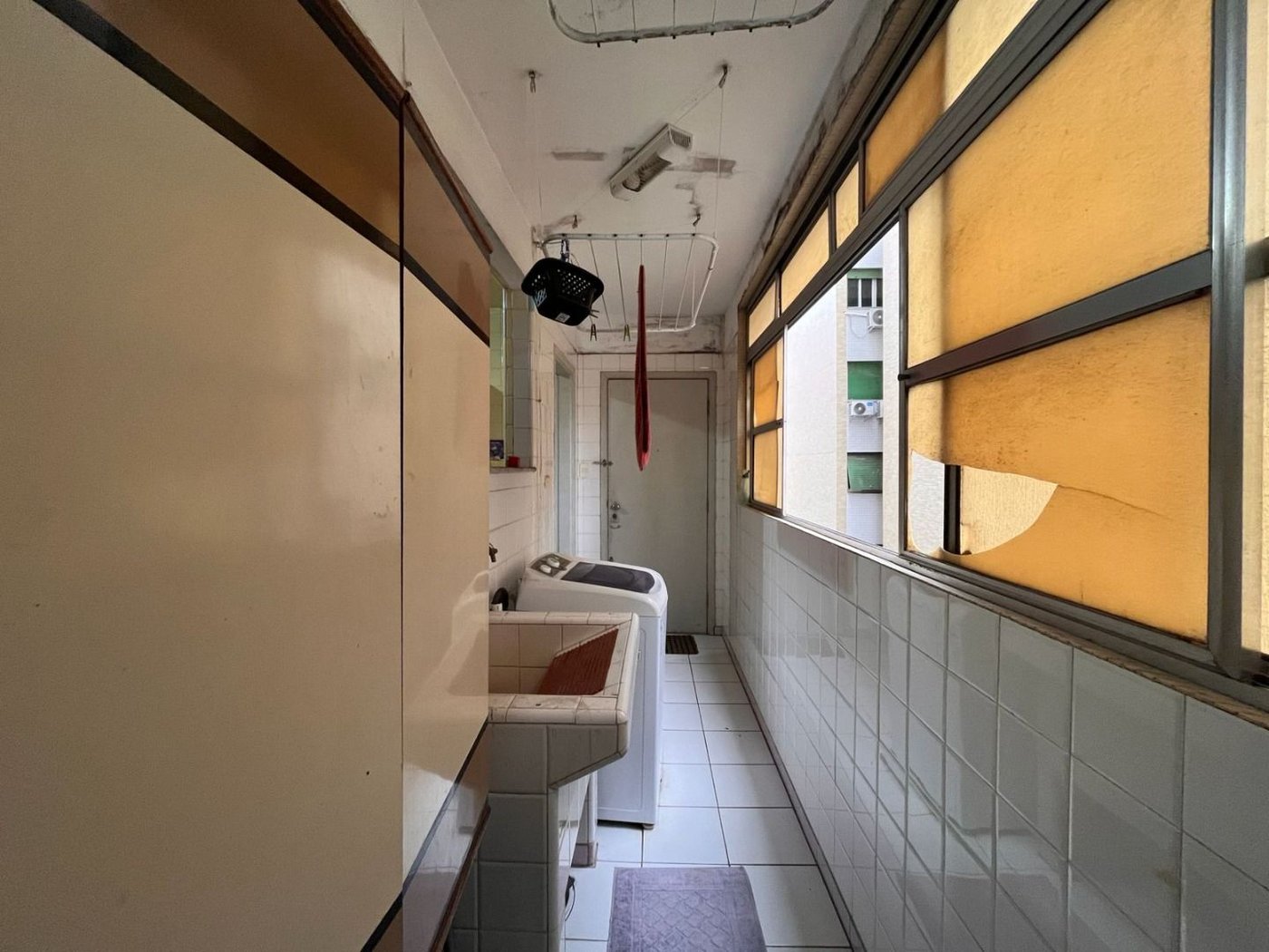 Apartamento com 2 dormitórios à venda, 94 m² por R$ 650.000,00 - Gonzaga - Santos/SP