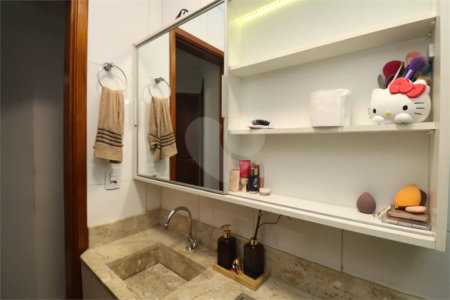 Casa à venda com 3 quartos no condomínio Sem Nome, São Paulo - SP