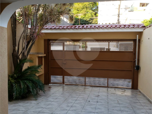 Sobrado à venda com 3 quartos, sendo 1 suíte,  em Parque Peruche, São Paulo, SP