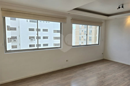 Apartamento à venda com 3 quartos, sendo 1 suíte,  em Indianópolis, São Paulo, SP