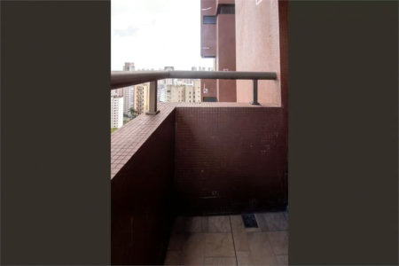 Duplex à venda com 2 suítes em Jardim Londrina, São Paulo, SP
