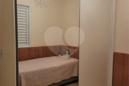 Apartamento à venda com 3 quartos, sendo 1 suíte,  em Vila Suissa, Mogi das Cruzes, SP