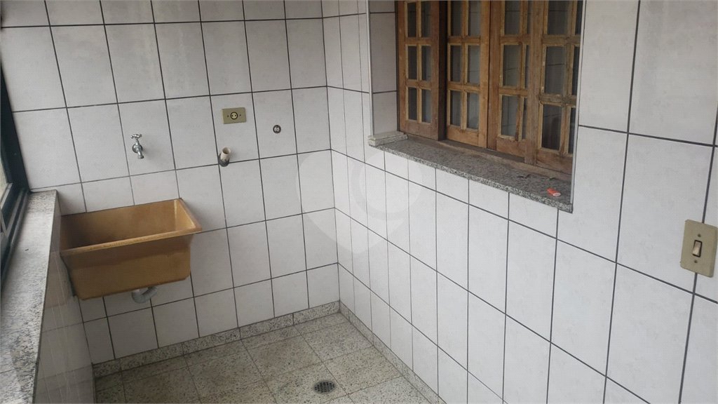 Sobrado à venda ou para alugar com 4 quartos, sendo 2 suítes, em Vila Congonhas, São Paulo, SP