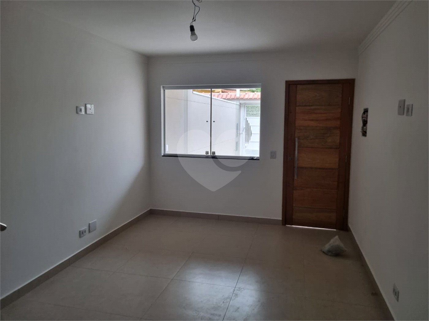 Sobrado à venda com 3 quartos, sendo 1 suíte, em Vila Mazzei, São Paulo, SP