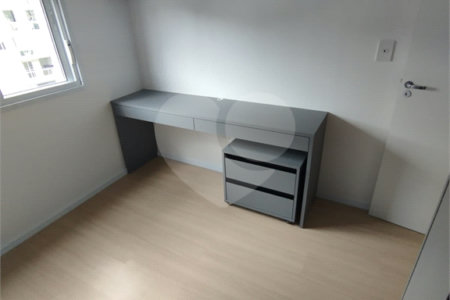Apartamento à venda com 2 quartos, sendo 1 suíte,  em Vila Andrade, São Paulo, SP