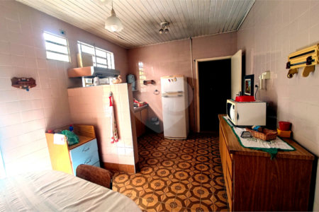 Sobrado à venda com 3 quartos em Moema, São Paulo, SP