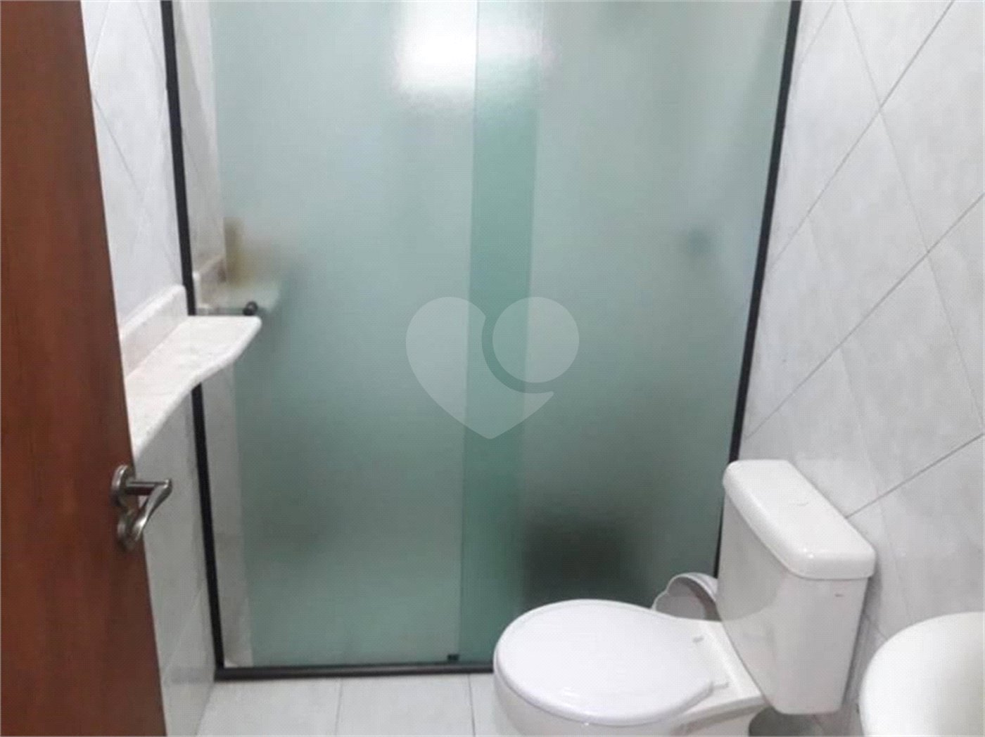 Sobrado à venda com 6 quartos, sendo 2 suítes, em Horto Florestal, São Paulo, SP