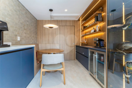 Apartamento à venda com 3 suítes em Indianópolis, São Paulo, SP