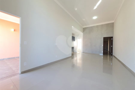Casa à venda com 3 quartos, sendo 1 suíte,  no condomínio Residencial Reserva das Paineiras, Itapetininga - SP