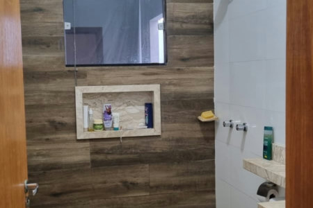 Sobrado à venda com 3 quartos, sendo 1 suíte,  em Jardim Alvorada, Três Lagoas, MS