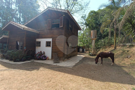 Chácara à venda com 4 quartos em Jardim Guaçu, São Roque, SP