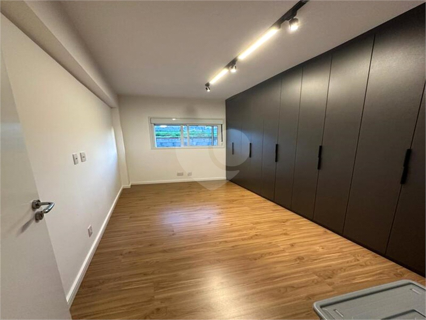 Cobertura à venda com 2 quartos, sendo 1 suíte, em Bairro do Cambará, São Roque, SP