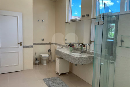 Casa à venda com 6 quartos, sendo 5 suítes, no condomínio City Castelo, Itu - SP
