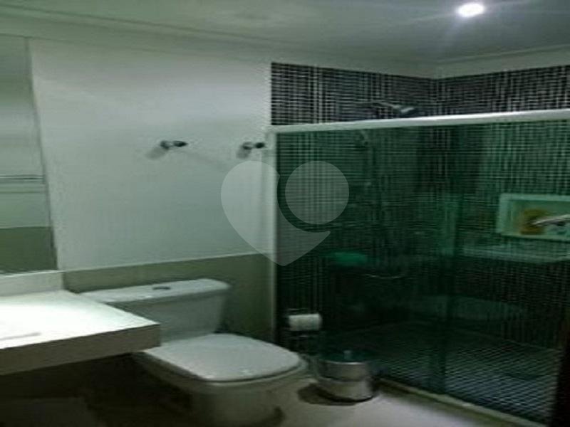 Sobrado à venda com 3 quartos, sendo 1 suíte, em Parada Inglesa, São Paulo, SP