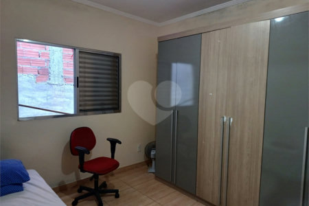 Sobrado à venda com 4 quartos, sendo 1 suíte, em Jardim Recanto Verde, São Paulo, SP