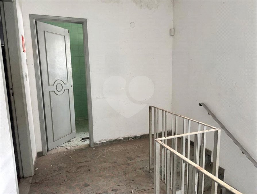 Sobrado à venda com 4 quartos em Brooklin, São Paulo, SP