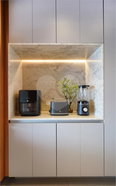Apartamento à venda com 3 suítes em Indianópolis, São Paulo, SP