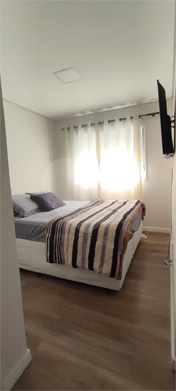 Apartamento à venda com 2 quartos, sendo 1 suíte,  em Jardim Flor da Montanha, Guarulhos, SP