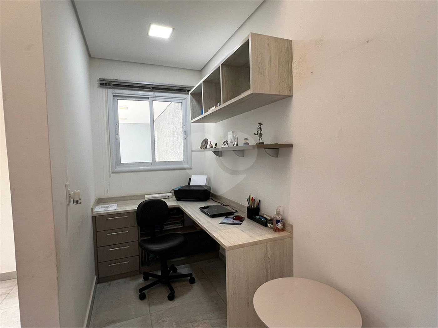 Casa à venda com 3 quartos, sendo 1 suíte,  no condomínio Golden Park Residence, Sorocaba - SP