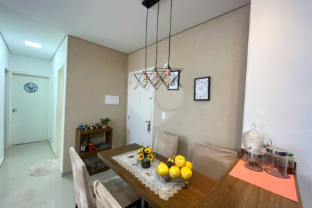 Apartamento à venda no condomínio Parque dos Manacás