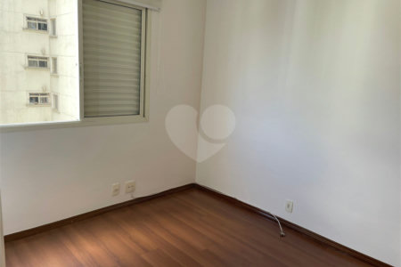 Apartamento para alugar com 3 quartos, sendo 1 suíte, em Indianópolis, São Paulo, SP