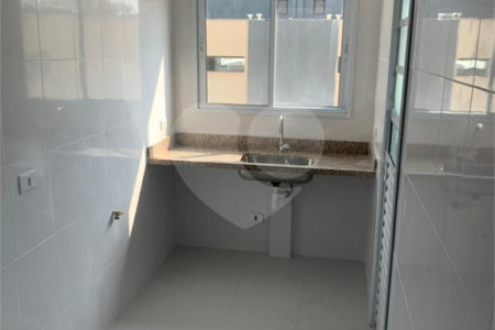 Apartamento à venda com 2 quartos, sendo 1 suíte, em Vila Galvão, Guarulhos, SP