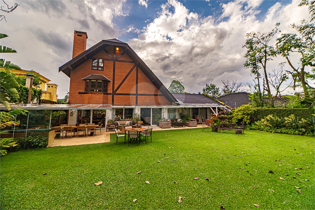 Casa à venda com 5 suítes em Jardim Morumbi, São Paulo, SP