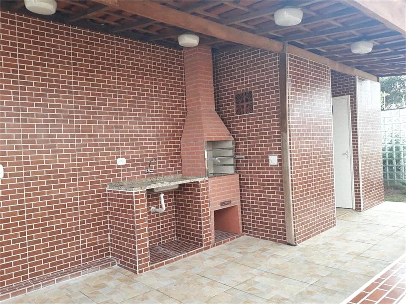 Apartamento à venda com 3 quartos, sendo 1 suíte, em Parque Reboucas, São Paulo, SP