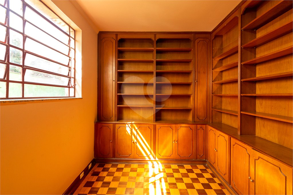 Casa à venda com 4 quartos, sendo 2 suítes, em Perdizes, São Paulo, SP
