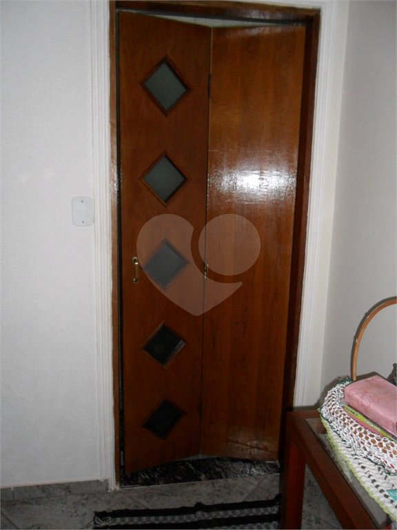 Sobrado à venda com 2 quartos em Itaim Paulista, São Paulo, SP