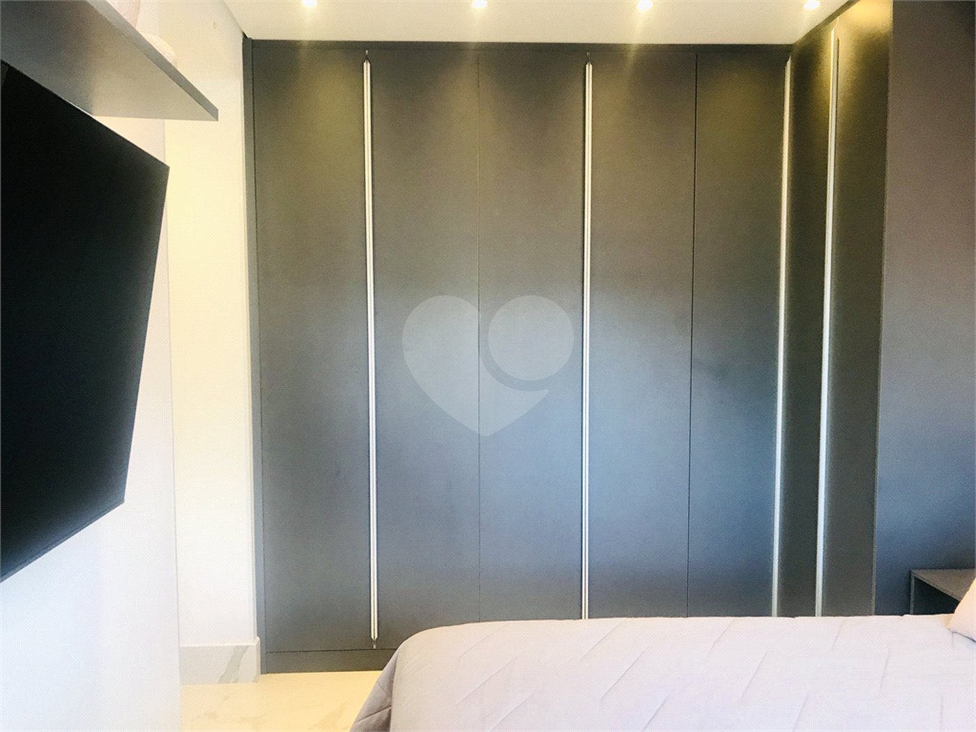 Apartamento à venda com 1 suíte em Campestre, Santo André, SP