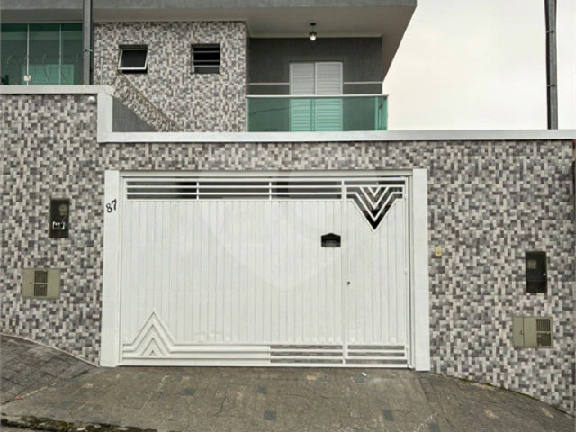 Sobrado à venda com 3 quartos, sendo 1 suíte,  em Vila Maricy, Guarulhos, SP